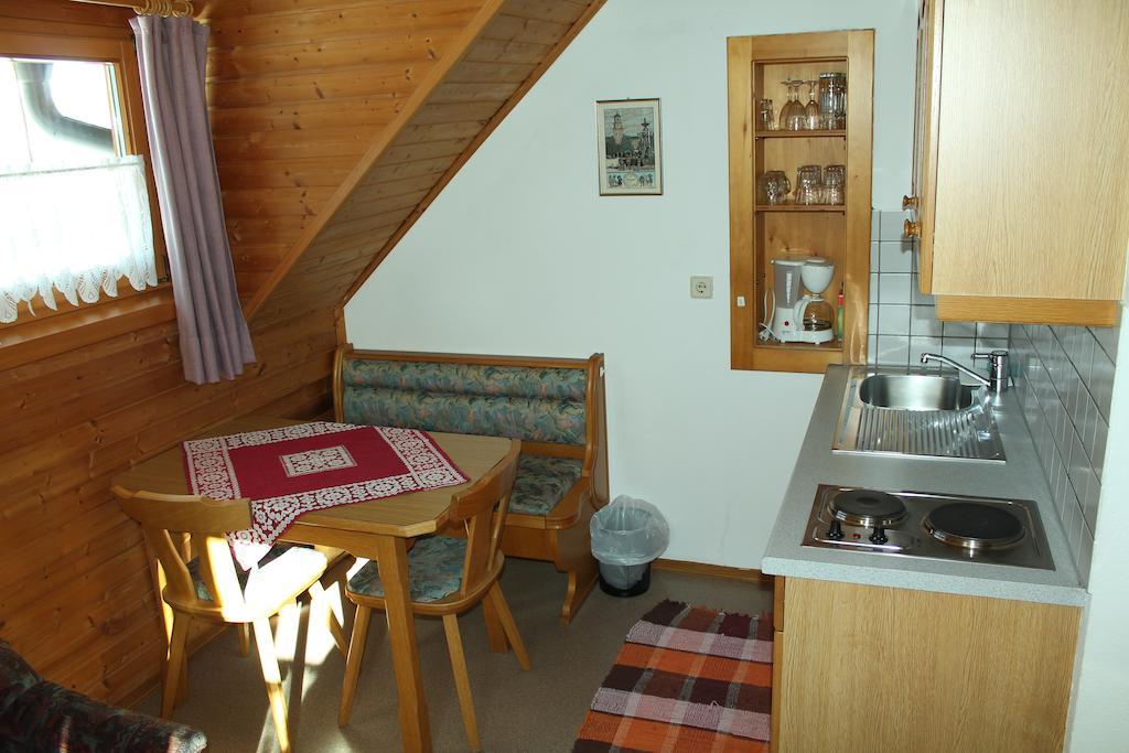 Appartement Pension Grasser Бад Кляйнкирххайм Номер фото